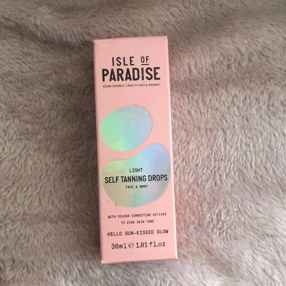 Isle of Paradise light self tanning drops